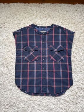 Burton Darcie Navy and Red Plaid Button-Front Cap Sleeve Top. Sz Sml. SPRING!
